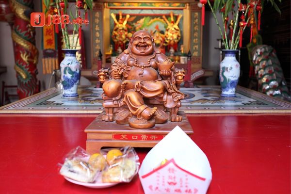 Mộng thấy thần tài đang mỉm cười tin vui về kinh tế đúng không
